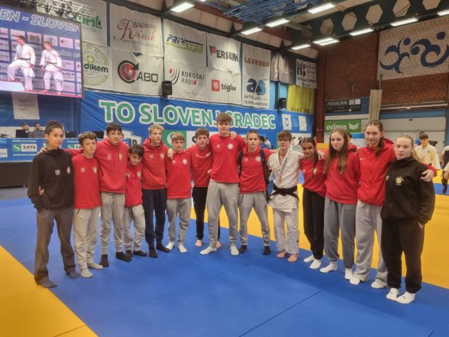 WhatsApp-Image-2024-10-20-a-21.58.02_bdb488b0