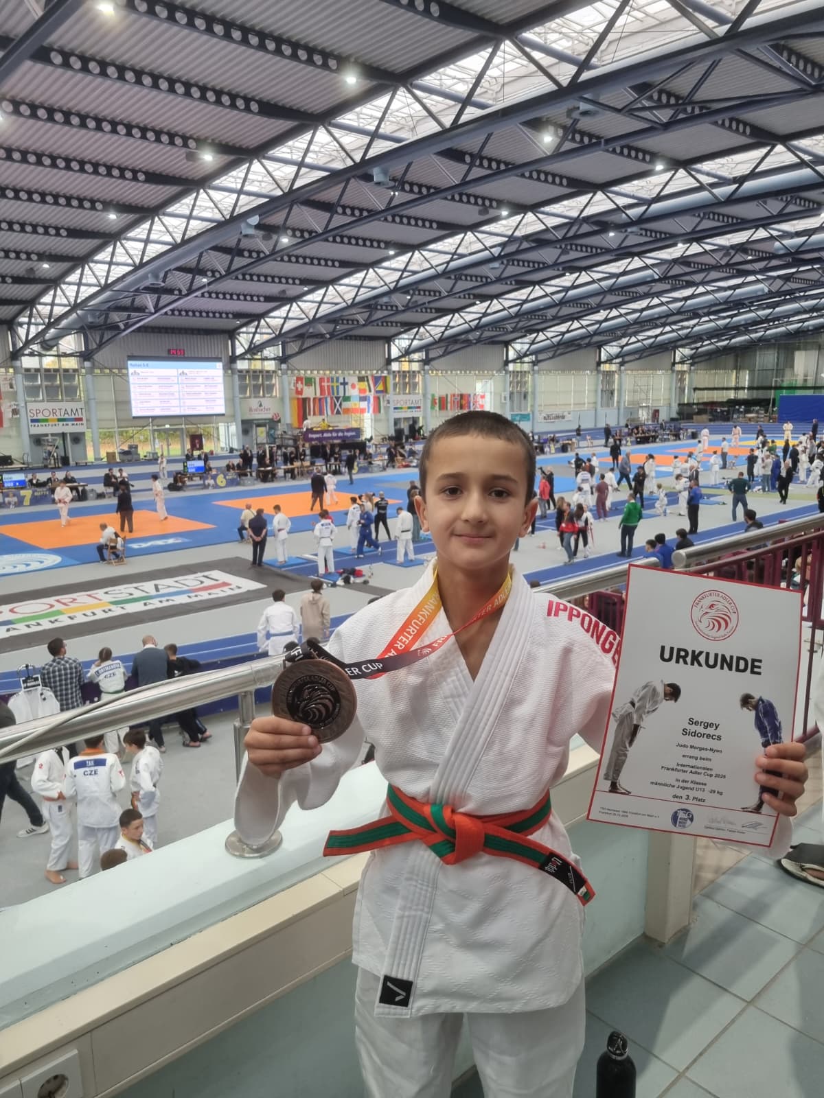 WhatsApp Image 2025-10-28 at 15.55.05